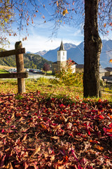 Chiesa in un paese di montagna