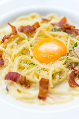carbonara spaghetti