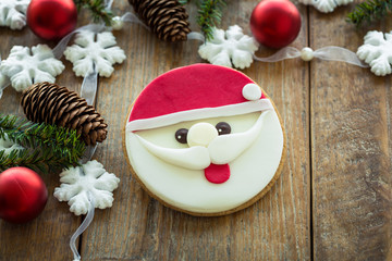 Père Noël au chocolat et décoration de Noël