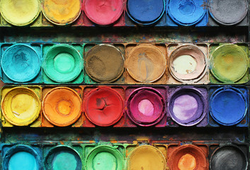 Color paints