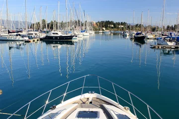 Photo sur Aluminium Sports nautique vue sur la marina depuis le super yacht