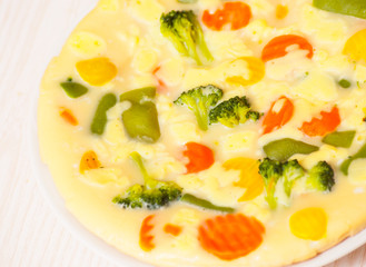 omelet with vegetables