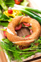 Frühstück mit Sesamring