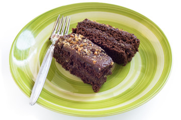 Torta con crema di cioccolato e nocciole