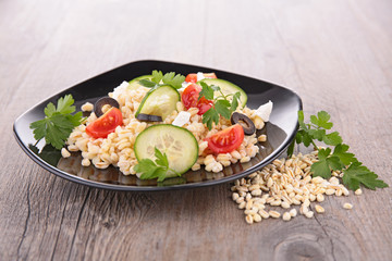 salad with grain and vegetables