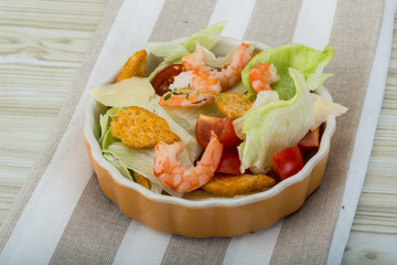 Caesar salad with shrimps