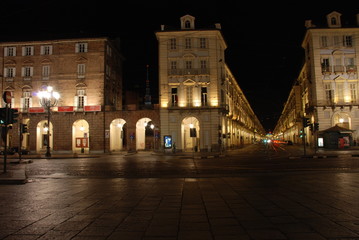 Fototapeta na wymiar Torino scenari notturni