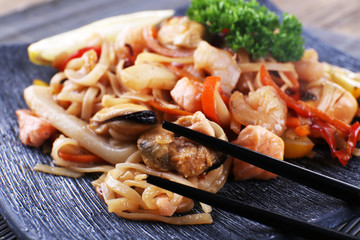 Chinese noodles with vegetables and seafood
