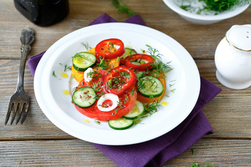 Fresh salad with tomato and pepper
