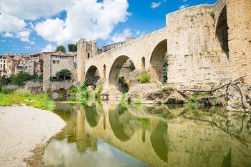 Besalu