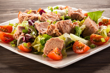 Tuna and vegetable salad