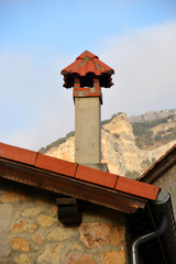 chimenea rustica © uzkiland
