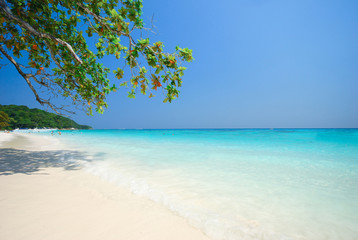 Fototapeta na wymiar Andaman Beach