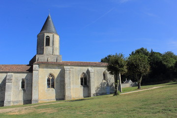 Eglise charentaise