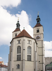 Fototapeta na wymiar Church in Regensburg