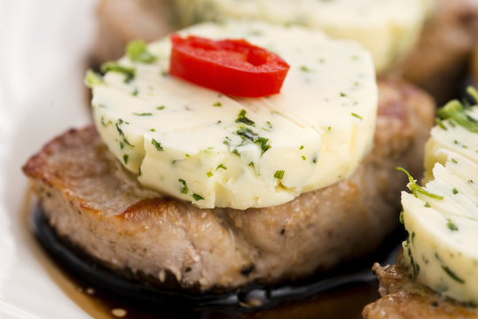 steak with herbs butter