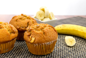 banana nut muffins