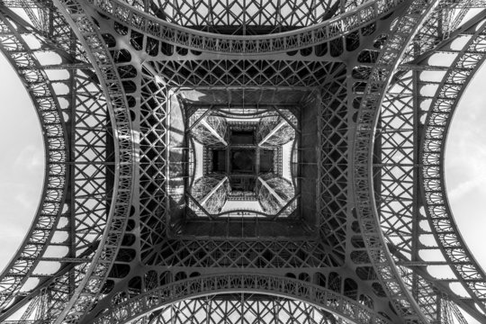 An abstract view of an Eiffel Towerin black and whi