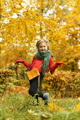 girl in the autumn park