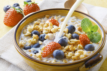 シリアル食品とフルーツ　Cereal and fruit