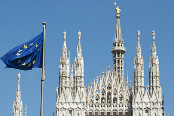 Fototapeta na wymiar Milan European city