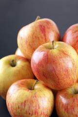 Fresh apples