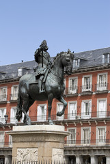 Fototapeta na wymiar plaza in the city of Madrid