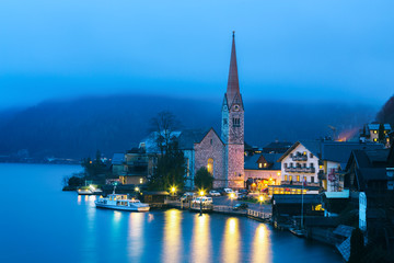 Hallstatt bei Nacht