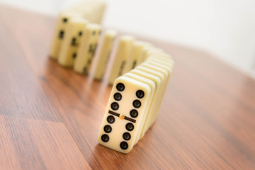 Domino tiles