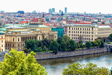 Fototapeta premium Bridges and rooftops of Prague