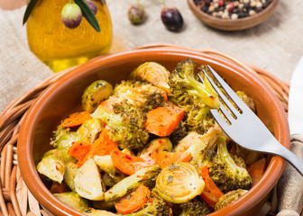 Baked mixed vegetables  (brussels sprouts, carrots, broccoli)