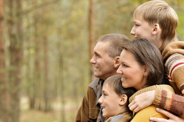 Fototapeta premium Family in autumn park