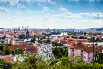 Obraz premium Bridges and rooftops of Prague