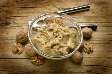 Walnut sauce Salsa alle noci de nueces Expo Milano 2015