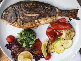 grilled fish with vegetables
