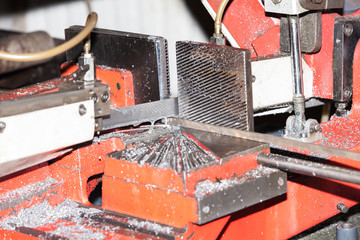 machine saw metal bars