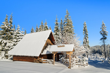 Hut on Rusinowa polana in winter time, Tatra Mountains, Poland © pkazmierczak