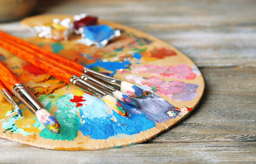 Obraz premium Beautiful still life with professional art materials, close up