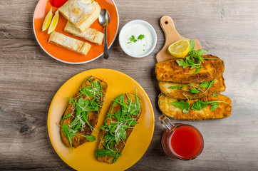 Breaded eggplant parmesan and arugula