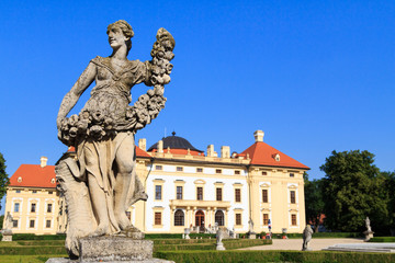 Fototapeta na wymiar Statue in front of Slavkov Castle