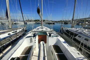 Tafelkleed view from super sail boat yacht in a marina  © William Richardson