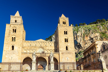 Fototapeta na wymiar The Cathedral-Basilica of Cefalu