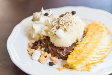 Vanilla ice cream dessert