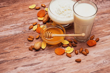milk with curd and honey