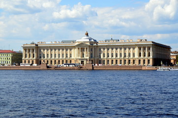 Fototapeta premium View on Imperial Academy of Arts in Saint-Petersburg, Russia