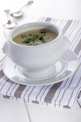 potato leek soup with parsley