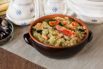 Cous Cous whit shrmps and  vegetables