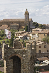 Fototapeta na wymiar View of Montalcino city from its Castle