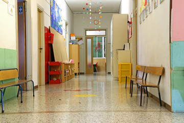 corridor of a nursery school during the holidays without childre © ChiccoDodiFC