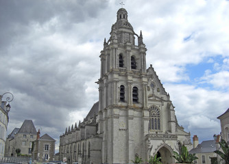 Fototapeta na wymiar Blois Cathédrale St Louis